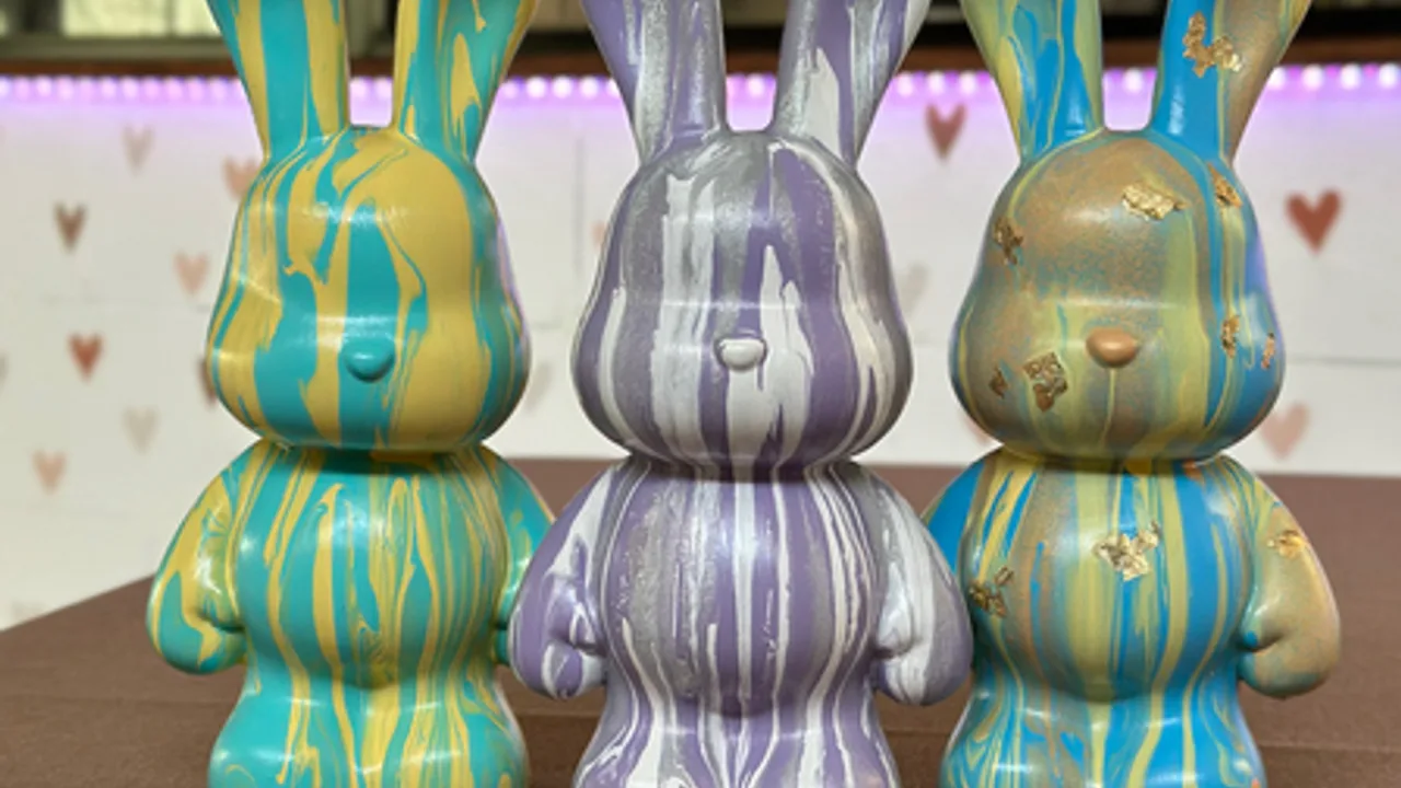 Афиша: Создаем абстракцию жидким акрилом в Красноярске 29 мая 2026