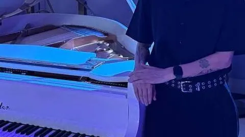 Афиша: Танцуют все! Песни из кинофильмов: Группа "Газеты Пишут" в Калининграде 24 мая 2026