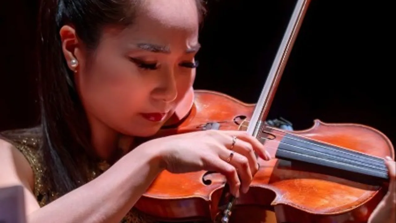 Афиша: Времена года. Хироко Нинагава и московский камерный оркестр Ninagawa Orchestra в Элисте 30 мая 2026