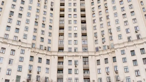 Афиша: Высотка на Котельнической набережной. Экскурсия с посещением квартиры в центральном подъезде здания в Москве 24 мая 2026