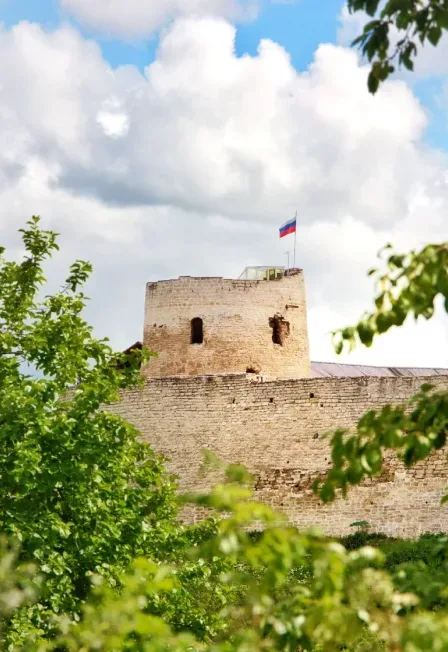 Афиша: Древние крепости и храмы: Псков - Изборск - Печоры в Санкт-Петербурге 14 ноября 2026