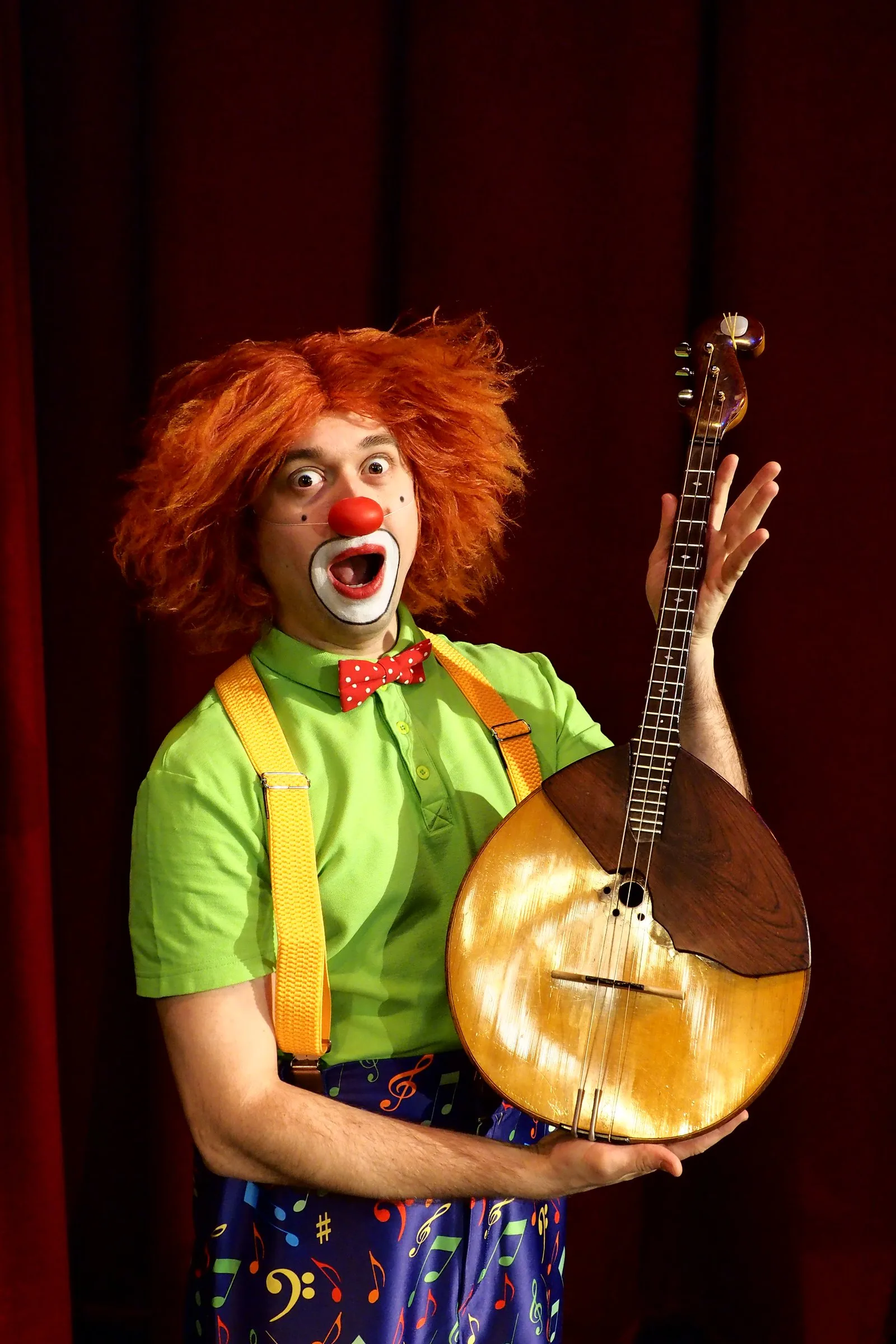 Афиша: Клоун-дирижёр и Оркестр народных инструментов в Москве 4 ноября 2026