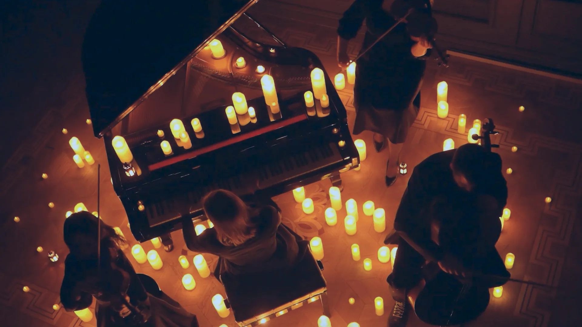 Афиша: Солисты оркестра CAGMO. Людовико Эйнауди. Концерт при свечах в Новосибирске 5 ноября 2026