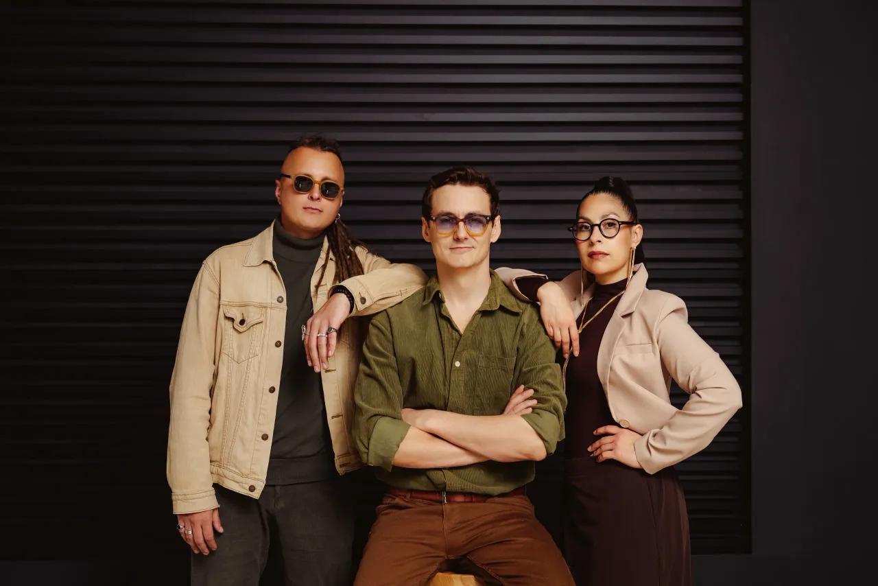 Афиша: Рок-хиты от Cozy Ghost Trio и оркестра «Модерн» в Нижнем Тагиле 30 октября 2026